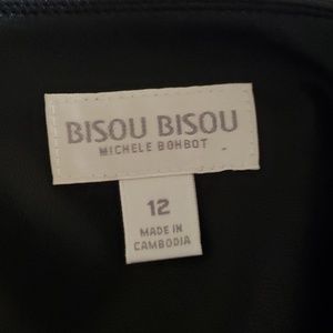 Bisou Bisou Skirts - NWOT Bisou Bisou skirt Bisou Bisou Skirts - NWOT Bisou Bisou skirt